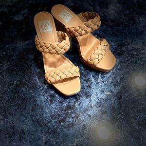 DV by Dolce Vita Women's Tan Braided Sandals
